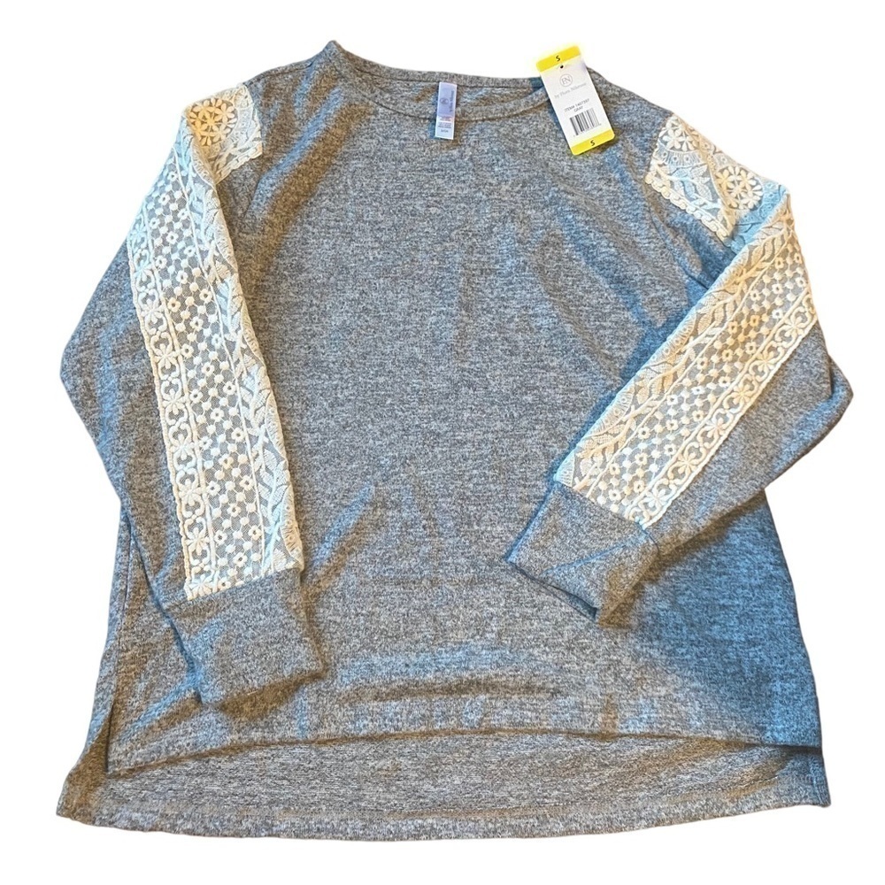 Flora Nikrooz shirt soft fleece like gray w/ lace details down sleeves small NWT